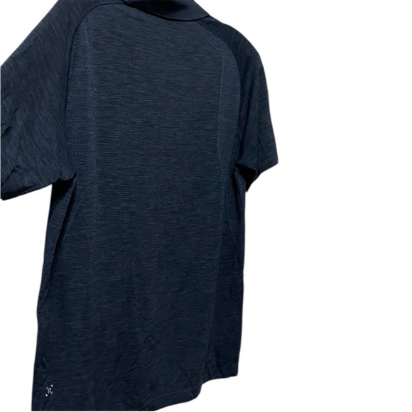 Lululemon vent tech polo shirt men’s size M blue train office travel - Picture 4 of 16